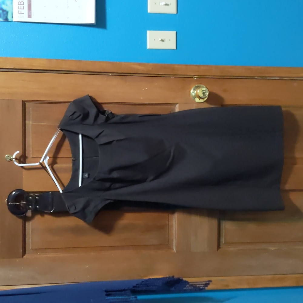 Brown dress BCX, size 9 with Belt